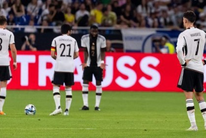 开云入口-连败后响起下课声，嘴硬的弗利克还能瞎搞到何时？