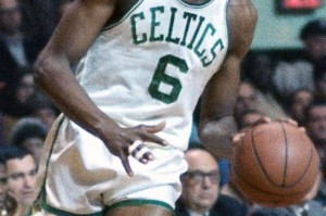 开云下载-美记：NBA联盟应该整体退役拉塞尔的6号球衣