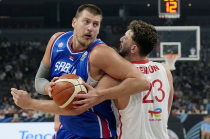 开云官网-苏群观点：约基奇年过三十状态下滑，申京未来有望实现超越