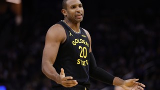 开云中国-霍福德谈截止日前被交易可能性：东契奇都被交易了 一切皆有可能