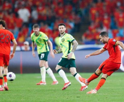 高级货来了！塞鸟首秀惊艳 险破门+传球成功率100%