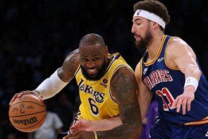 开云平台-独得56分+终结4连败，詹皇救不了湖人所有人