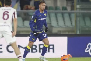 迪马：出租卢卡+诺阿-朗后，那不勒斯2000万签下中场乔瓦尼