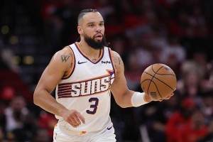 开云下载-Shams：狄龙-布鲁克斯左手骨折，将无限期缺阵