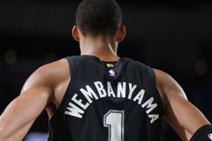 开云APP-文班亚马第7次砍下40+ 马刺队史上超邓肯+伦纳德之和