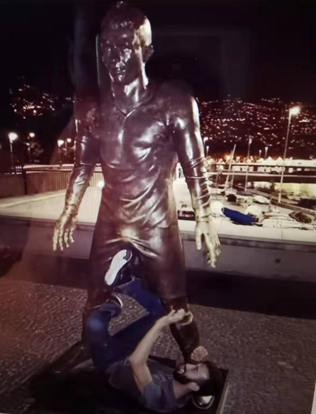 1646645116081076206.jpg 1646645116081076206.jpg